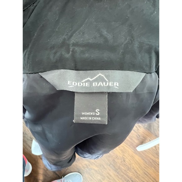 Eddie Bauer Women's Jacket - Picture 6 of 6